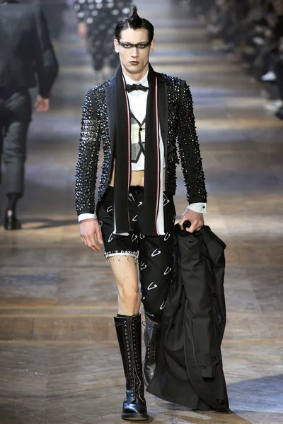 Look 33